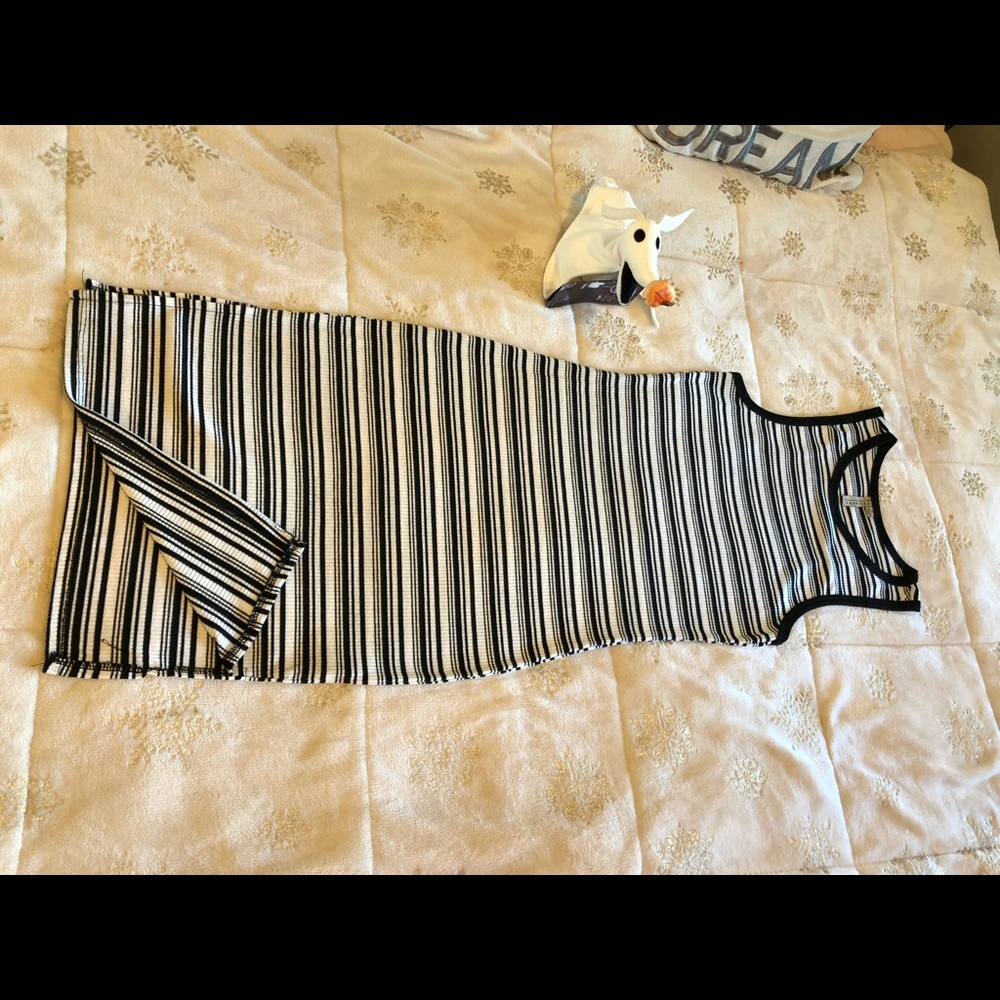 Black and white dress